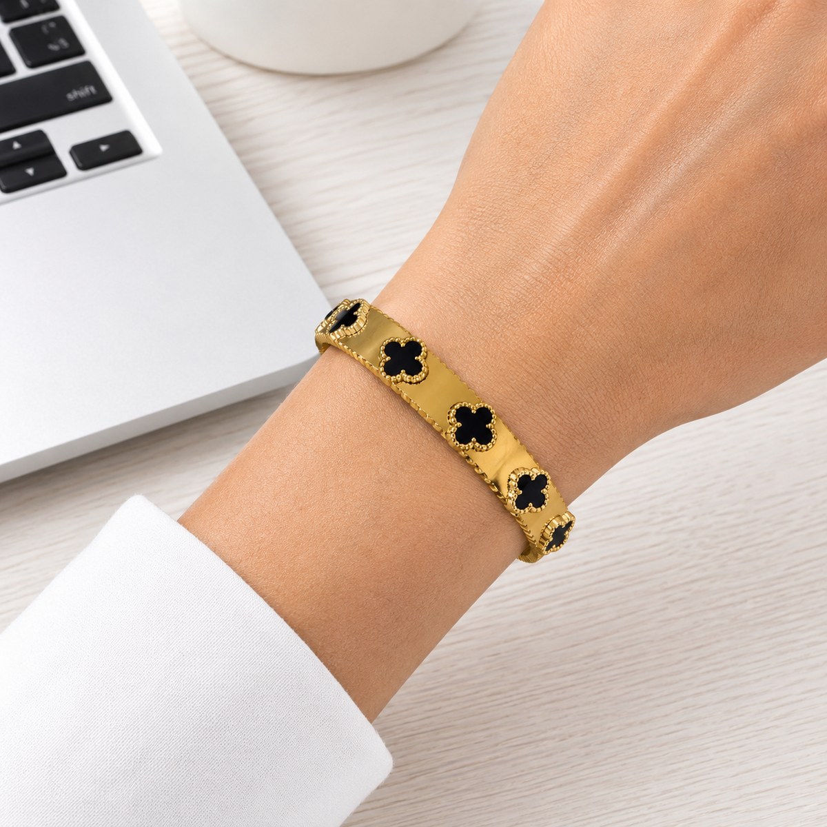 Black Clover bracelet