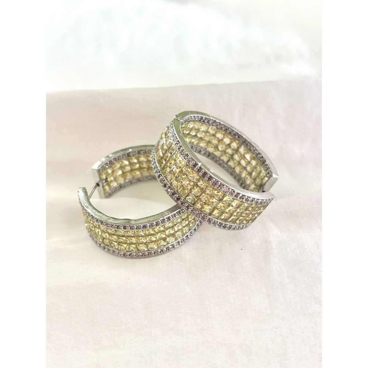 Bella yellow hoops