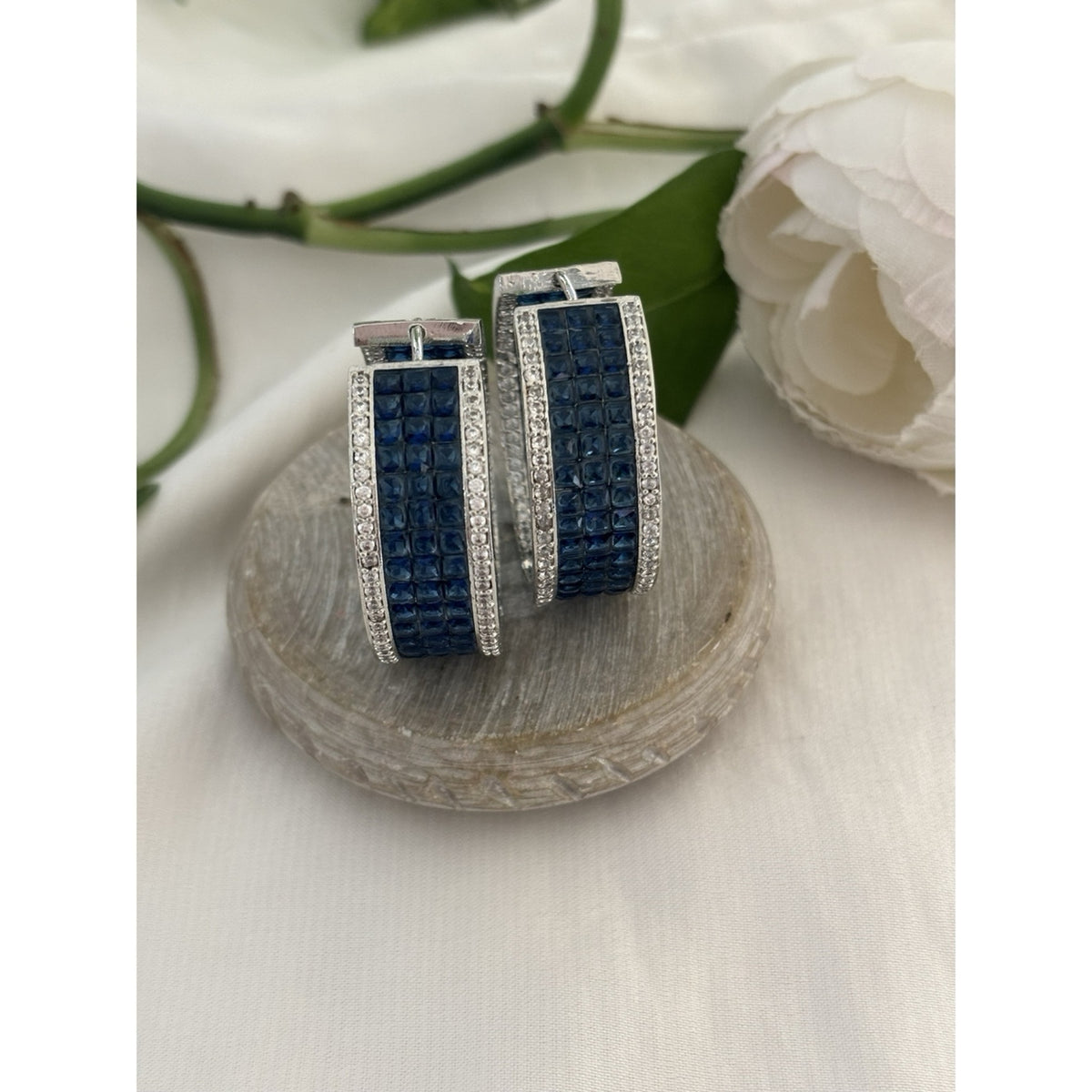 Bella blue hoops