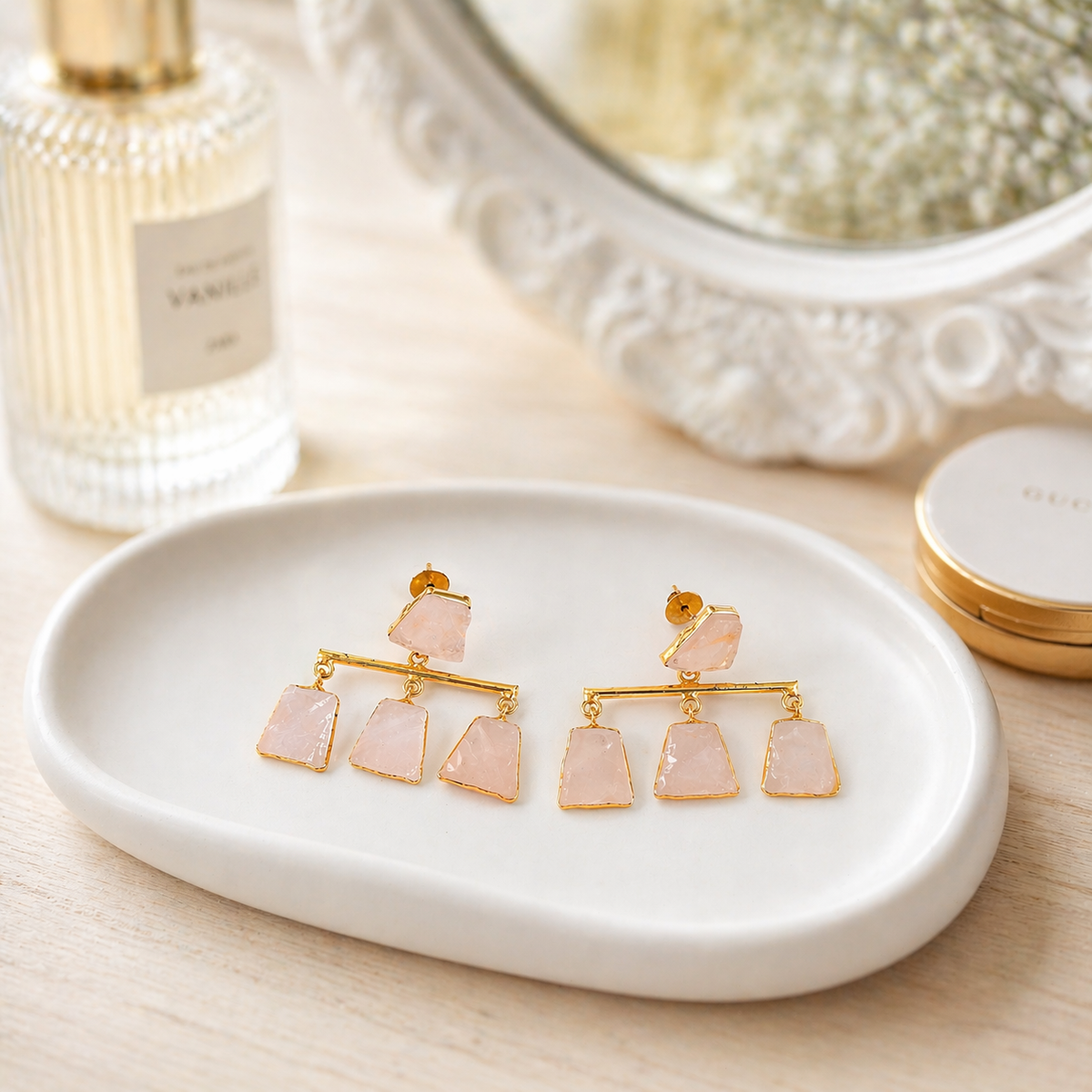 Tani quartz earrings