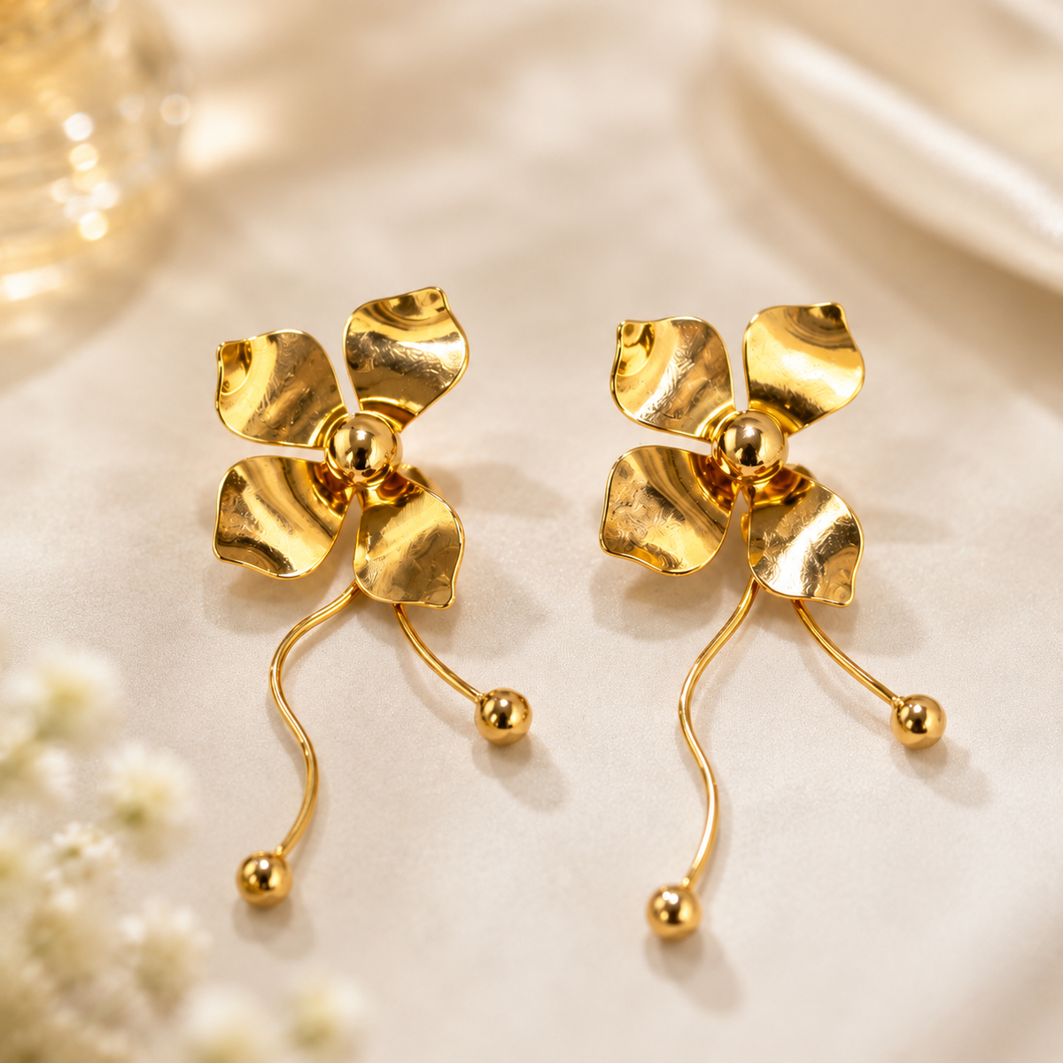 Mila flower danglers
