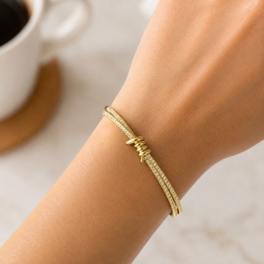 Knotted dainty bracelet