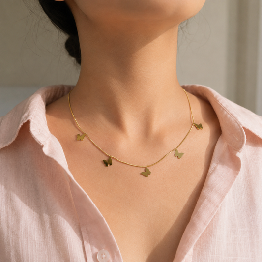 Tiny butterflies necklace