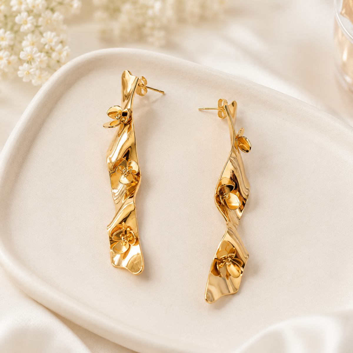 Swirl long earrings
