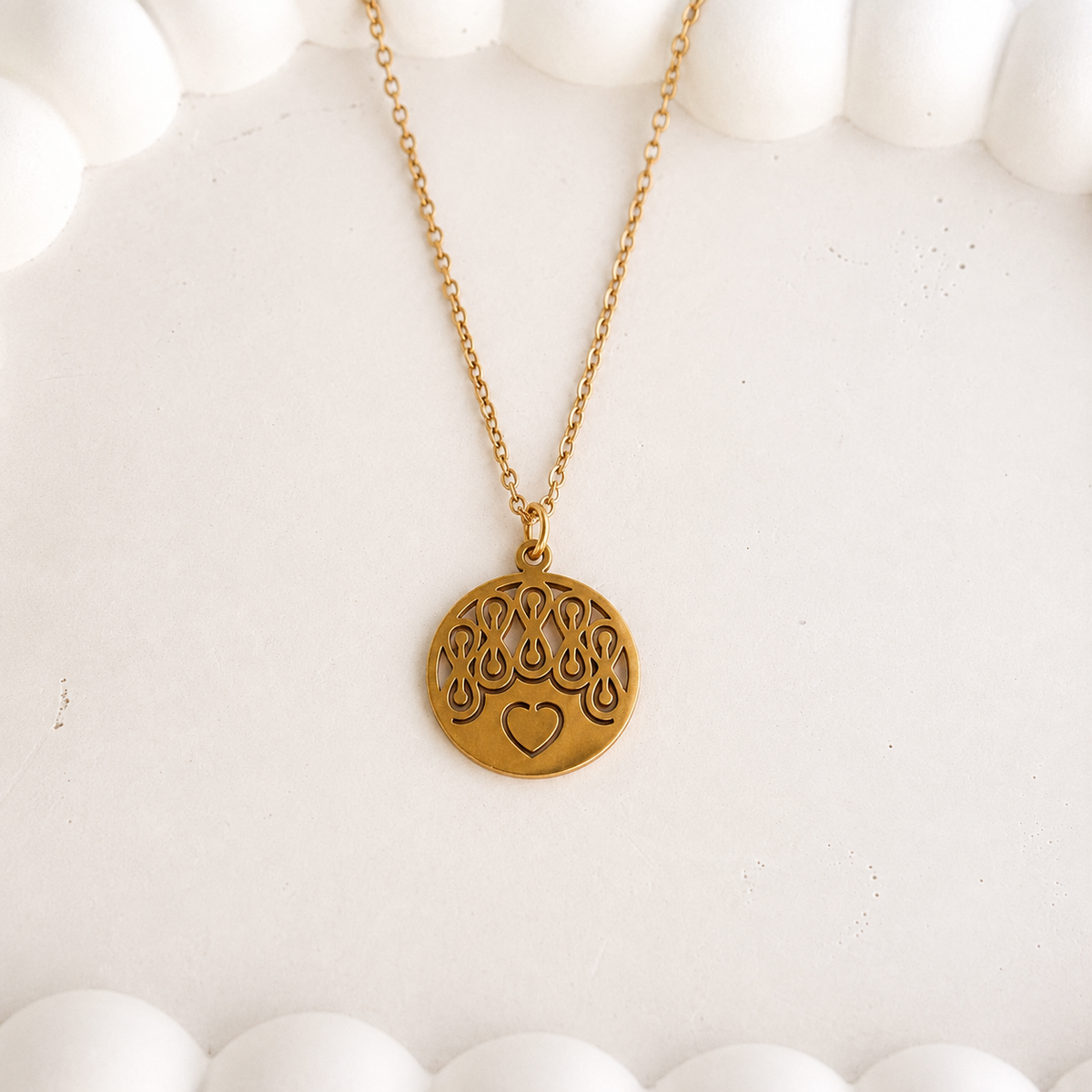 Fortune pendent