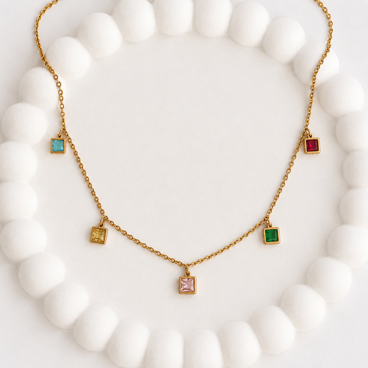 Meya necklace