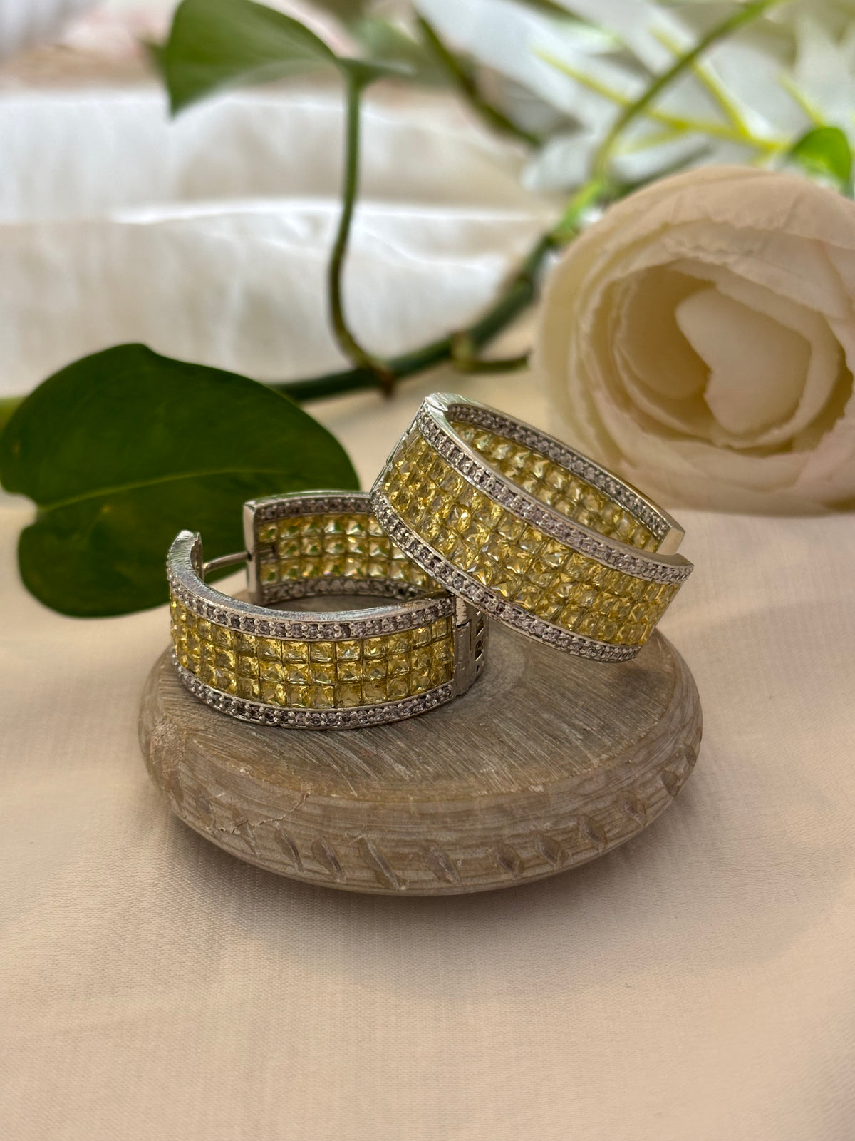 Bella yellow hoops