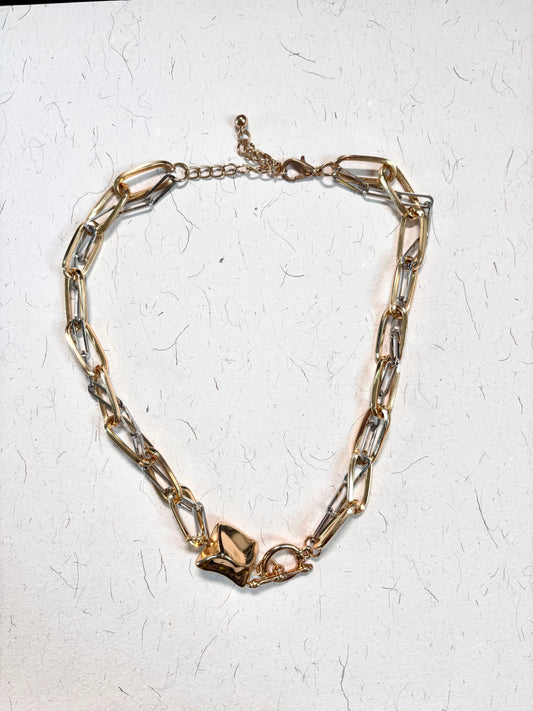 Muse toggle clasp necklace